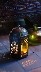 orientalische Stehlampe