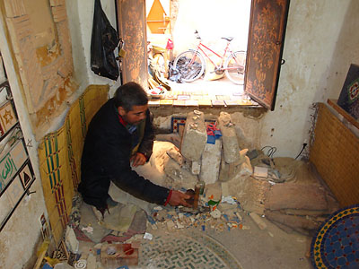 Mosaikverarbeitung in Marrakech