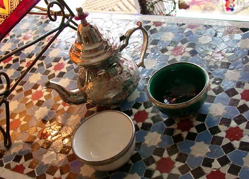 orientalische Teekanne aus Al Chaima ArabArt in Ebmatingen Nähe Zürich